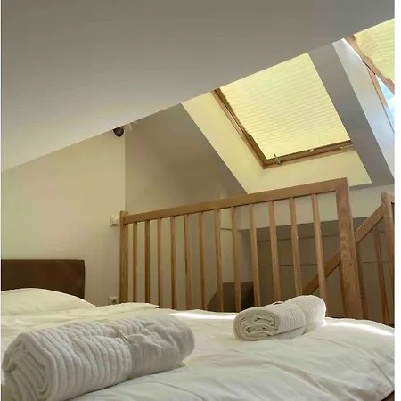 Apartment Lovely 1-bedroom In Oldtown *
